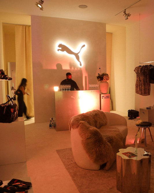 Credenza / Carbon Steel Bar