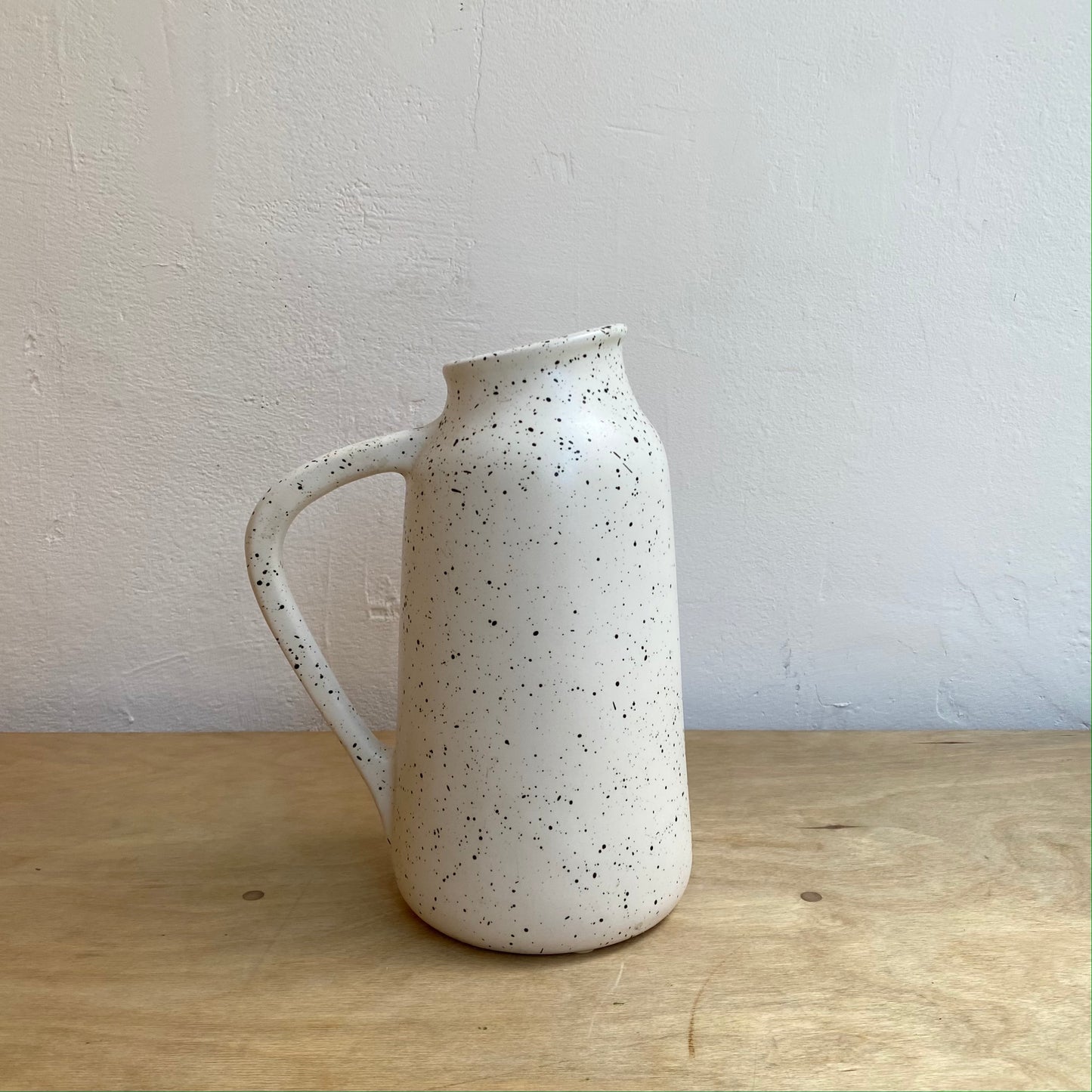 Medium Vase