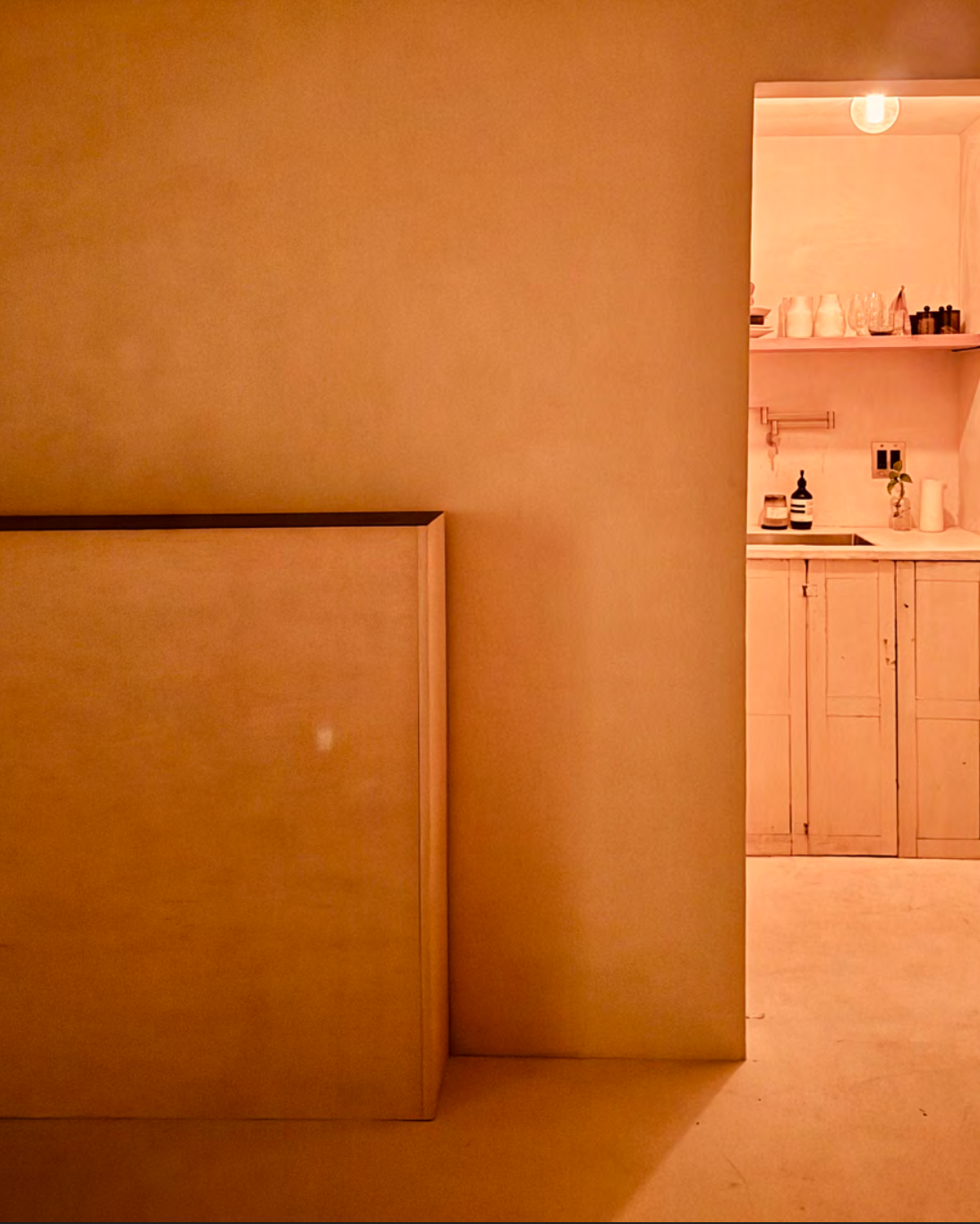 Credenza / Carbon Steel Bar